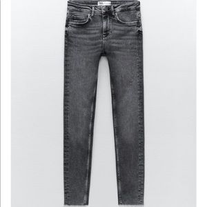 New Zara Women skinny Jeans